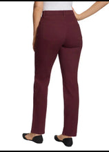 Gloria Vanderbilt Ladies' Amanda Stretch Denim Jeans Red Size 6 Tall