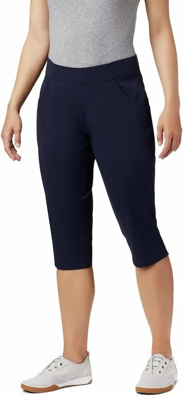 Columbia Women's Kestrel Trail Omni-Shield Stretch Capri Pants (4 /Ins 18,  Navy) at  Women's Clothing store