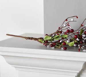 Red and White Pip Berry 5' Garland by Valerie - Midtown Bargains