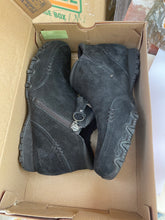 Skechers Relaxed Fit Suede Ankle Boots - Zappiest, Size 9.5 Wide