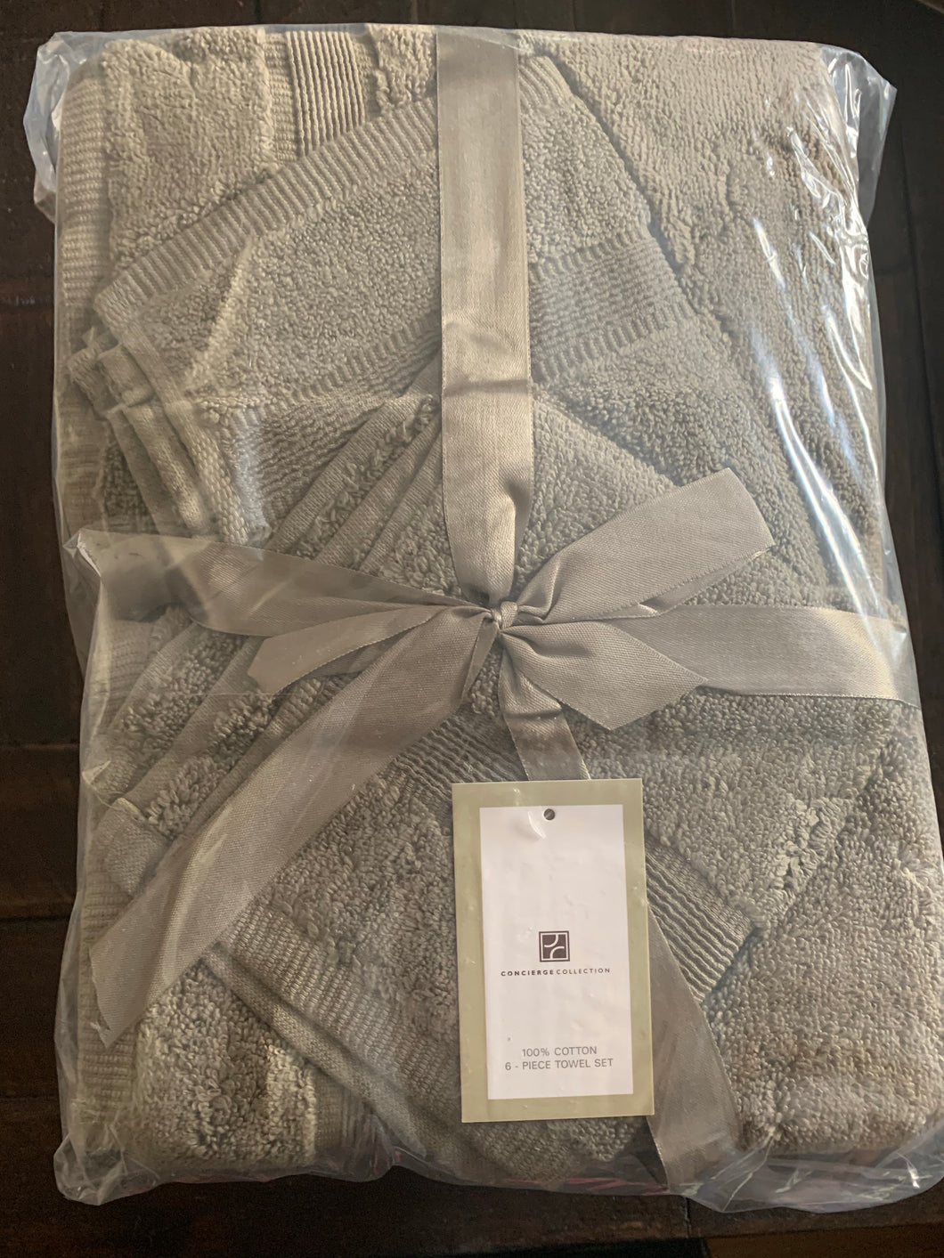 Concierge Collection Zero Twist Plush Cotton 6-Piece Towel Set, Taupe/Khaki - Midtown Bargains