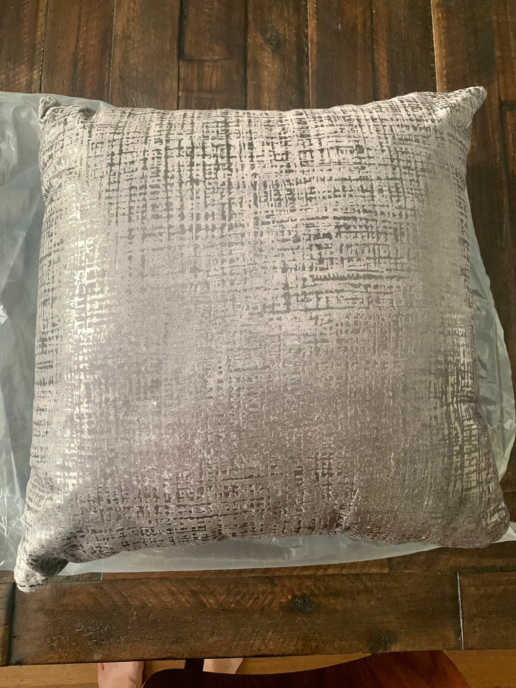 Inspire Me! Home Decor 18”x18” Decorative Throw Pillow, Gray - Midtown Bargains